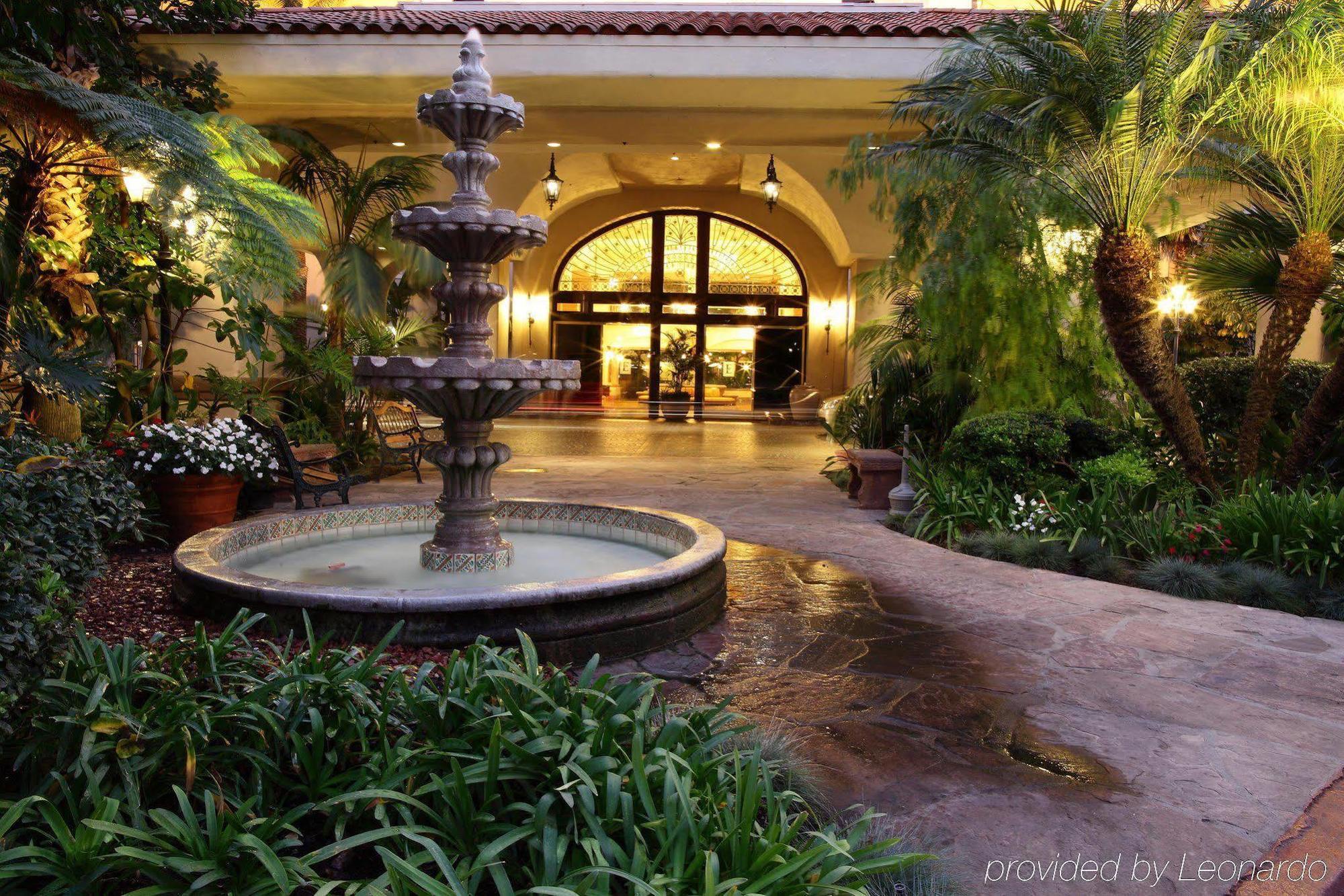 Embassy Suites By Hilton Santa Ana Orange County Airport Interior foto